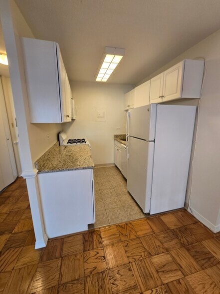 Building Photo - 2201 L St NW