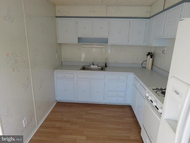 Building Photo - 12839 Elnora Rd