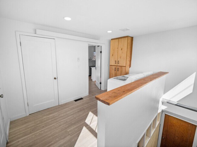 Building Photo - Modern & Cozy Retreat in Spokane – Prime Location Near Downtown