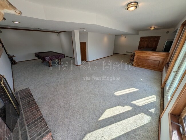 Building Photo - 3905 SW 14 St Ct