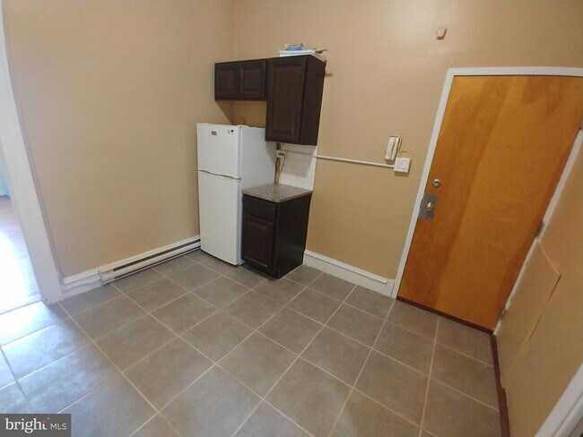 Building Photo - 1508 S Broad St