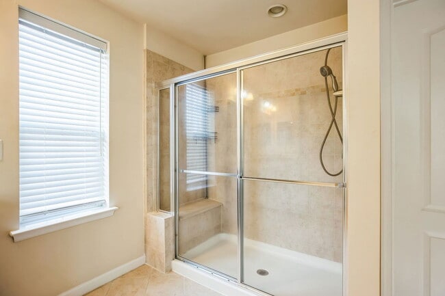 Building Photo - 10317 Saltbush Court