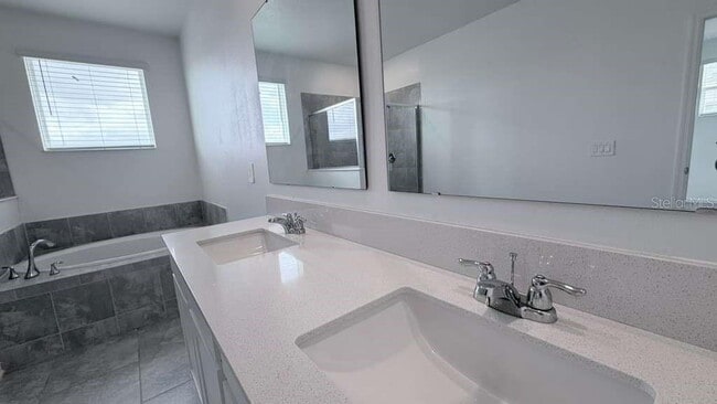 Building Photo - 207 Bogey Dr