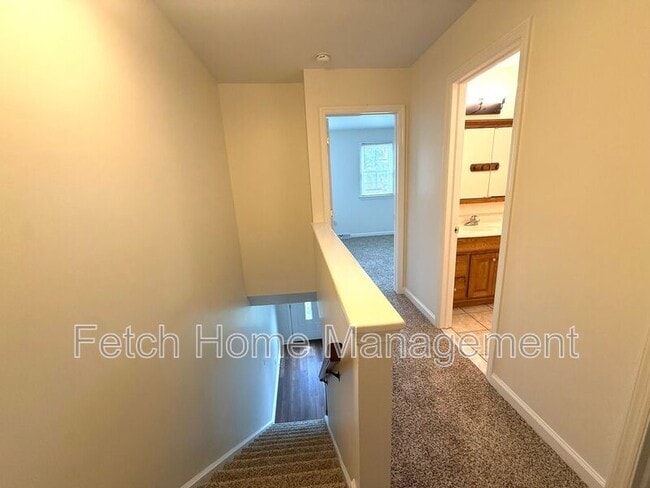 Building Photo - 55 Beech Ln