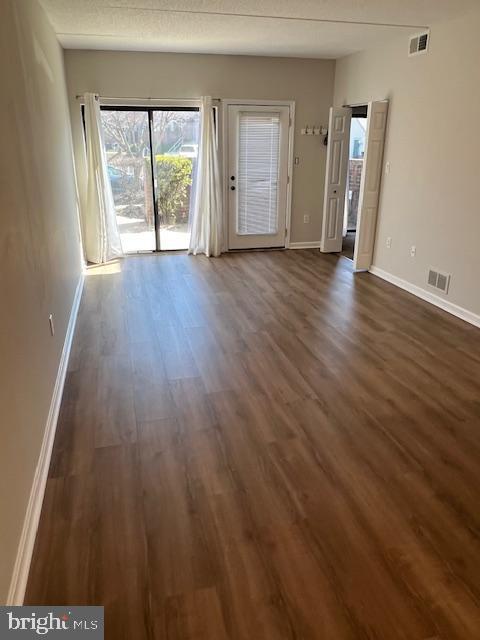 Building Photo - 504 Cherrington Dr