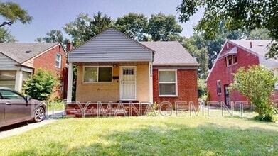 Building Photo - 19554 Oakfield Ave