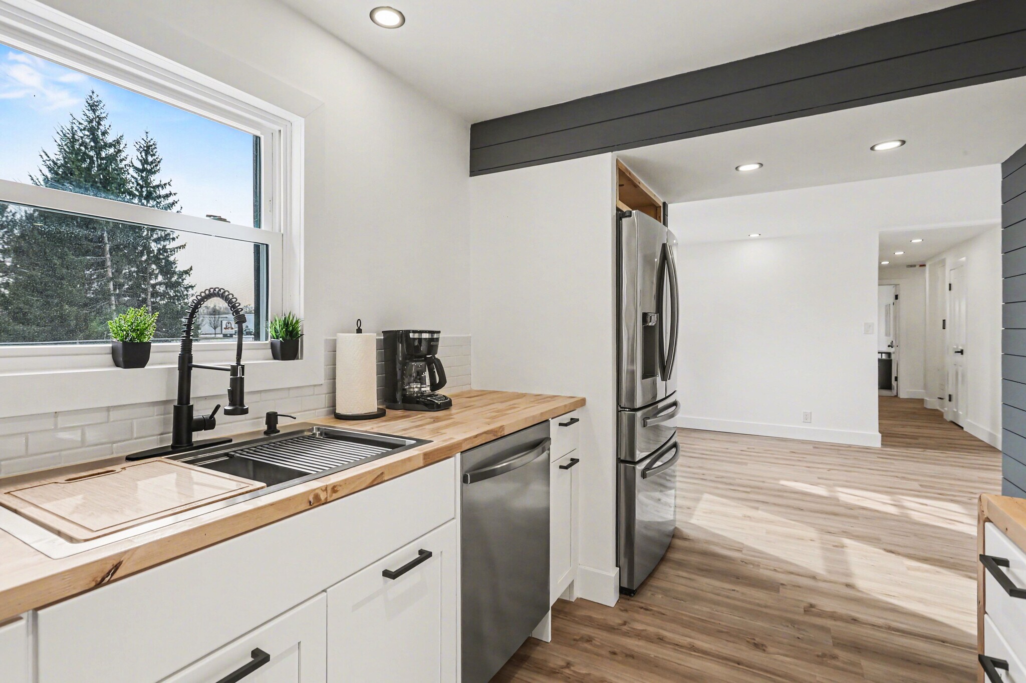 Kitchen - 2705 McCarty Rd