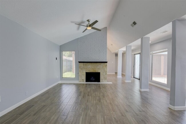 Building Photo - 4535 Turf Valley Dr