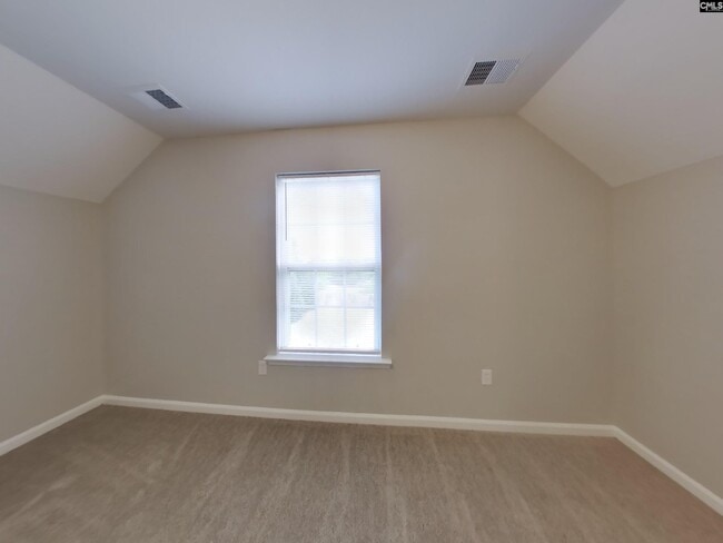 Building Photo - 224 Barnevelder Dr