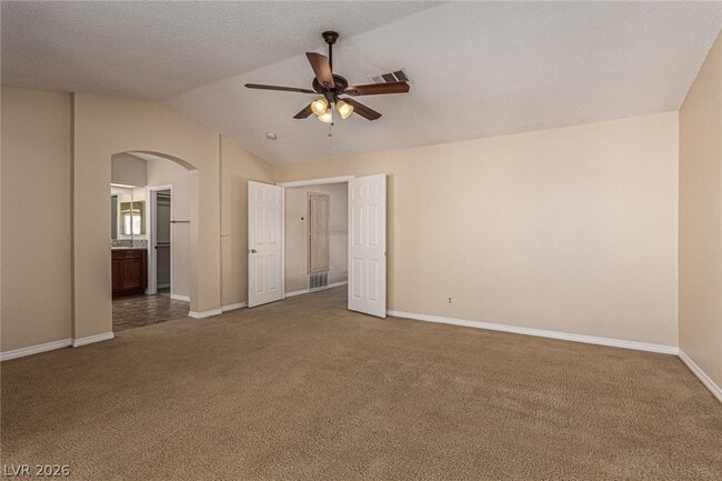 Building Photo - 3308 Royal Glen Ct