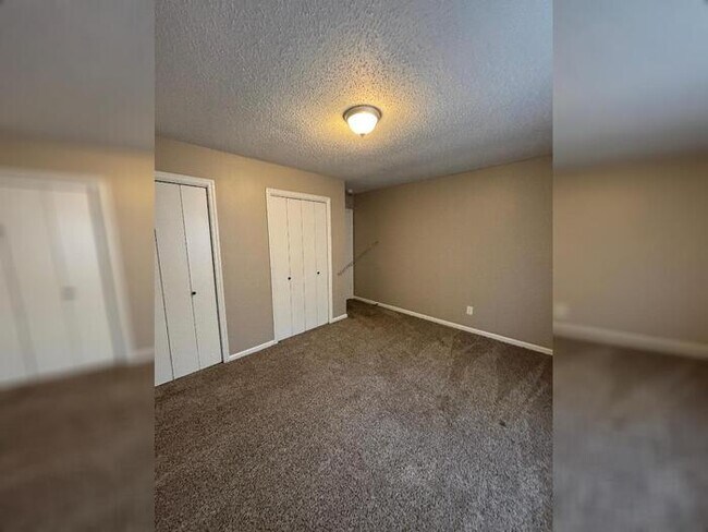 Building Photo - 714 Foxboro Dr
