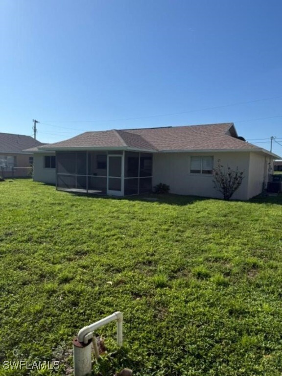 Building Photo - 825 SW 37th Terrace