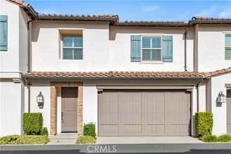 Building Photo - 143 Augustine