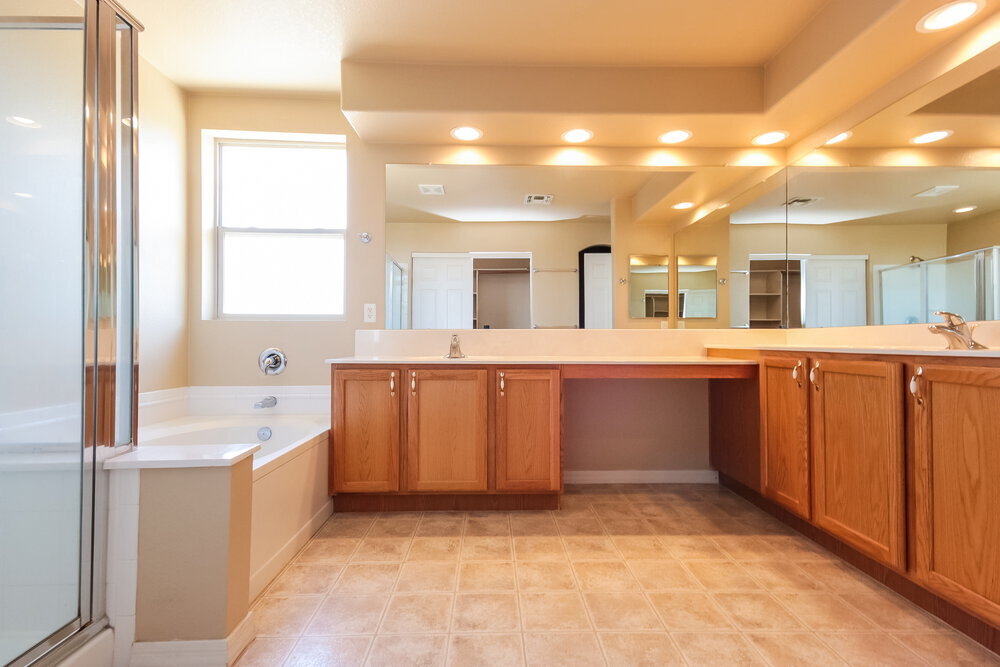 Building Photo - 15007 S Camino Rio Puerco
