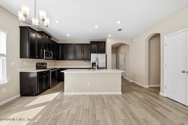 Building Photo - 7460 Rock Brook Dr