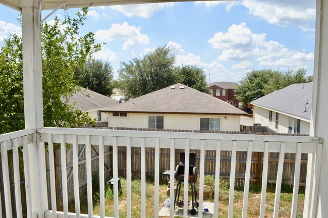 Building Photo - Beautiful 3/2 , located in Arborstone