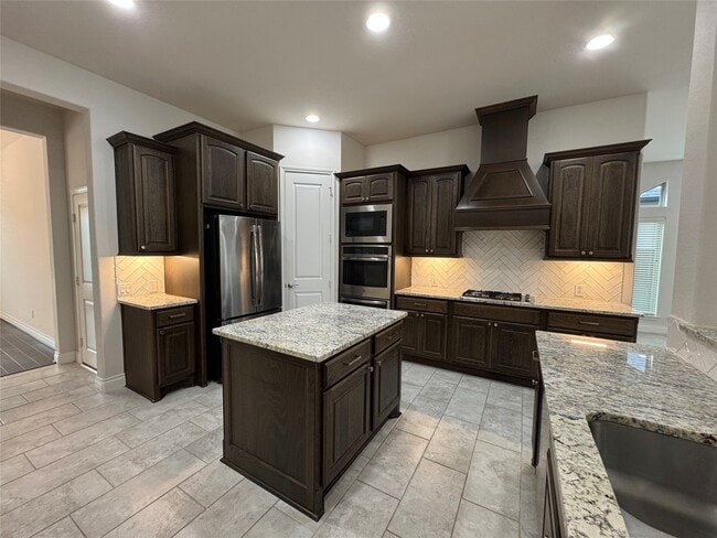 Building Photo - 10323 Granite Ct