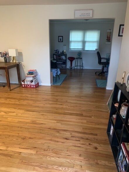 Primary Photo - 2621 3rd Ave