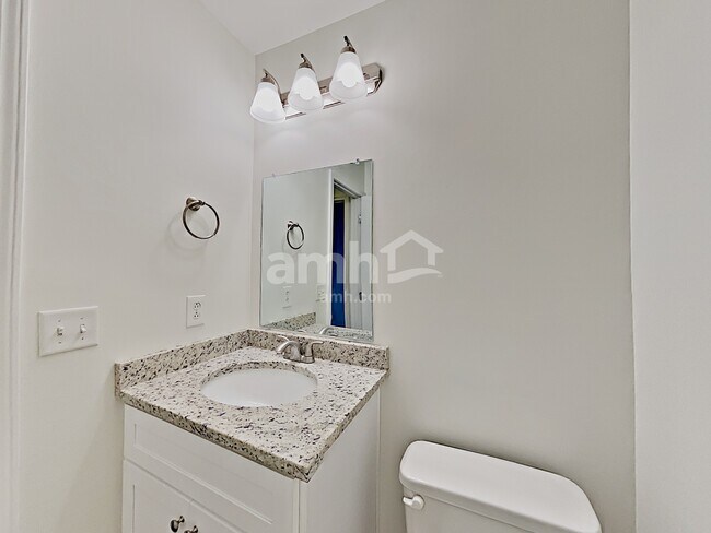 Building Photo - 2627 Mission Ridge Dr