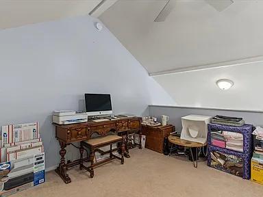 Building Photo - 13 Halili Ln