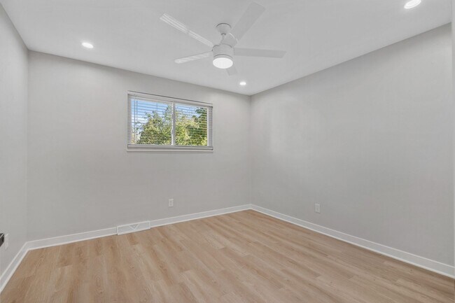 Building Photo - 4558 S Laredo St