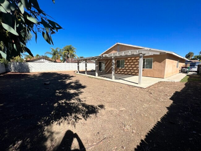 Building Photo - 12541 Softwind Dr