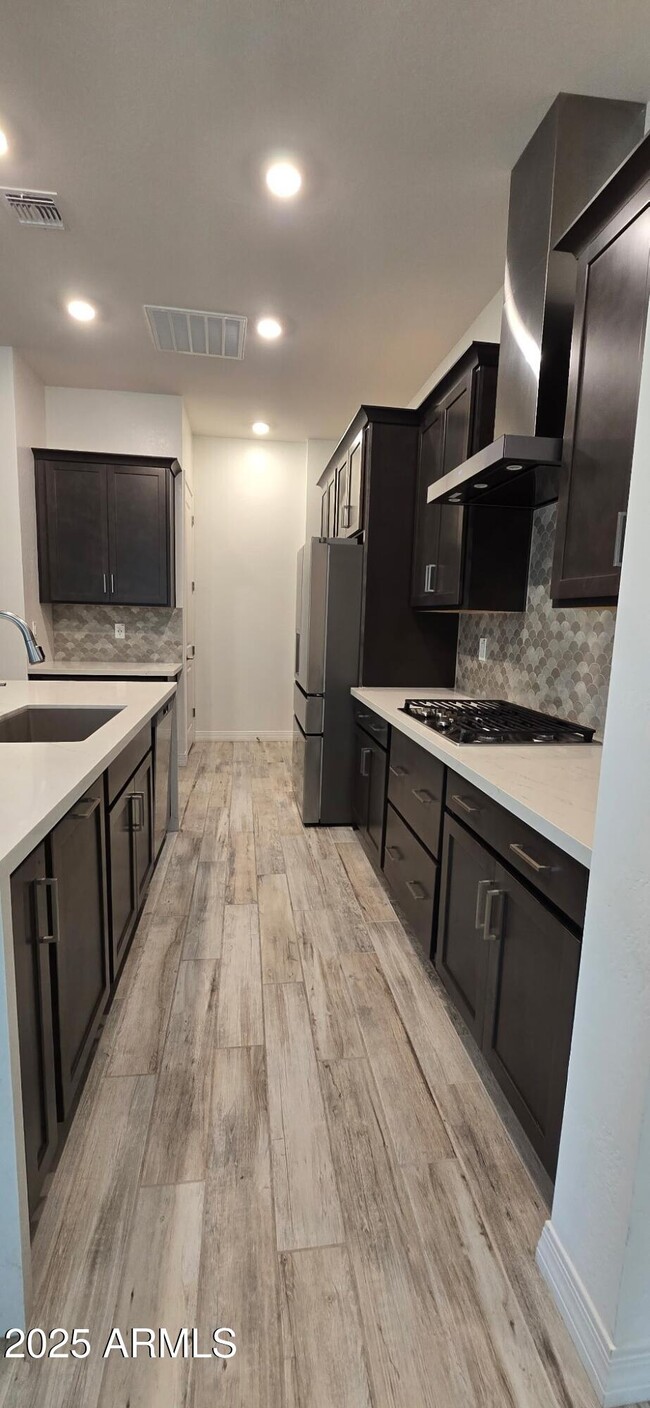 Building Photo - 22638 E Saddle Way