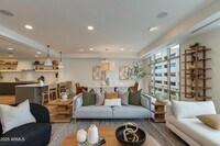 Building Photo - 2211 E Camelback Rd