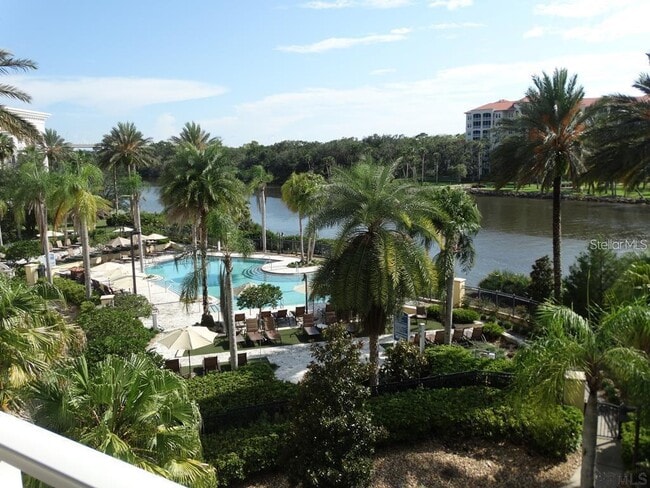 Building Photo - 102 Yacht Harbor Dr
