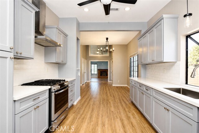 Building Photo - 970 Sandstone Dr