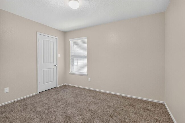 Building Photo - 182 Tallow Trl