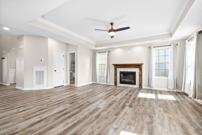 Building Photo - 205 Elwell Rd
