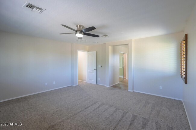 Building Photo - 39147 N Luke Ln