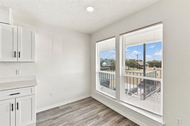 Building Photo - 8137 Foxfire Ln