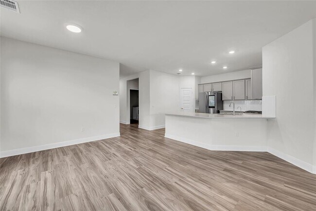 Building Photo - 17925 Curio Dr