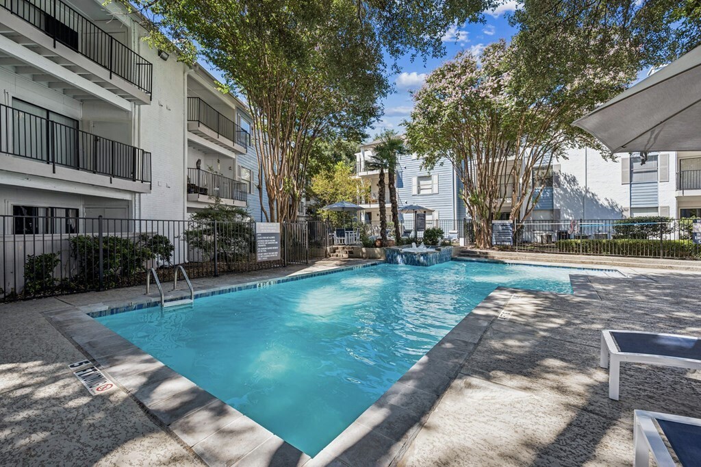 Building Photo - 9024 Northgate Blvd