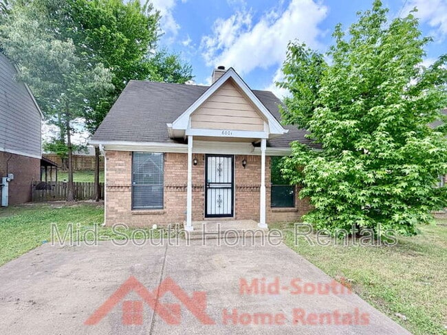 Building Photo - 6001 Cedarcrest Ct