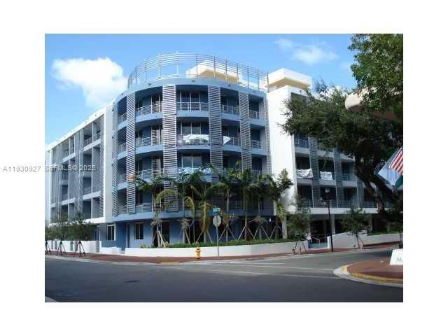 Building Photo - 3339 Virginia St