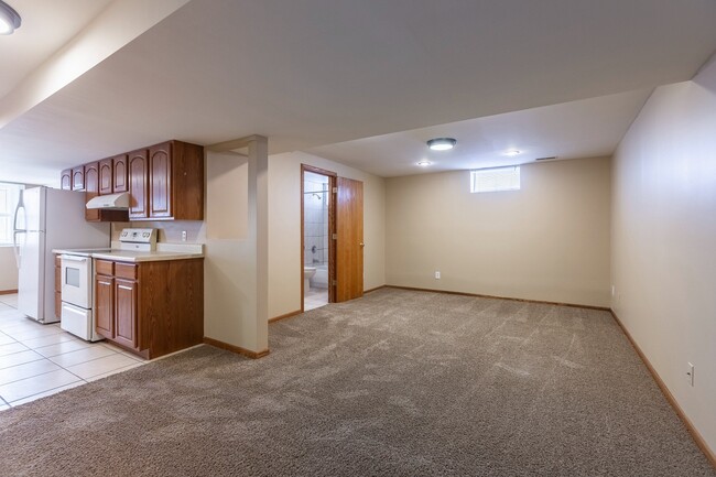 Floorplan - Square 131 - 8 Plex