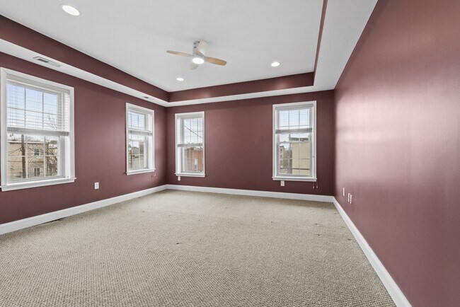 Building Photo - 309 E Lafayette Ave