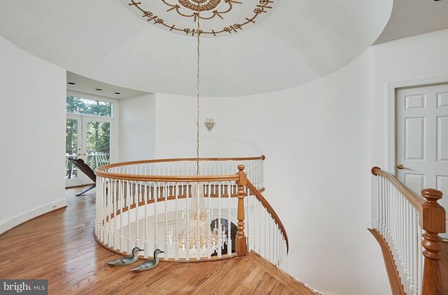 Building Photo - 9 Alloway Ct