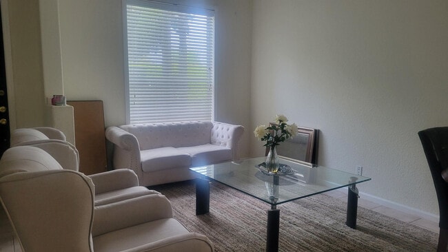 Building Photo - 4349 Lake Tahoe Cir