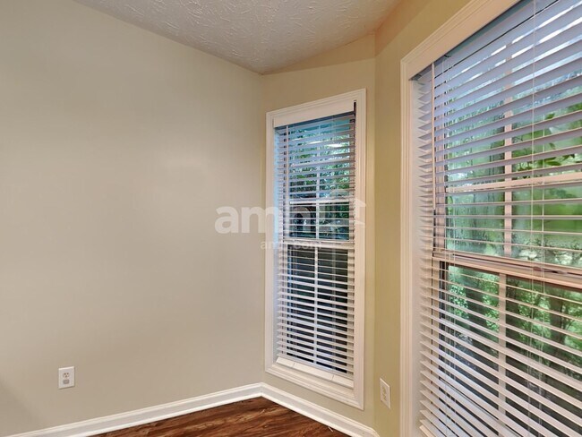 Building Photo - 2740 Avalon Meadows Ln