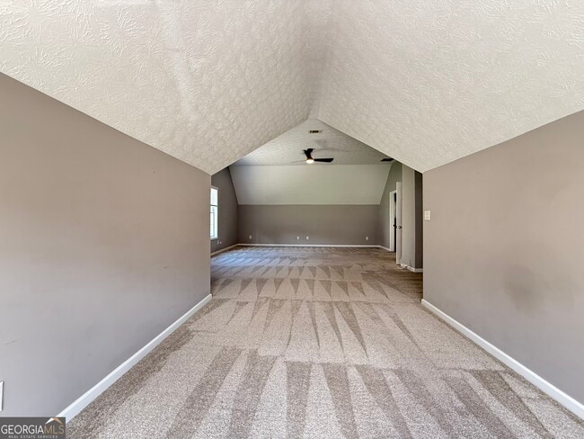 Building Photo - 7235 Coral Lake Dr