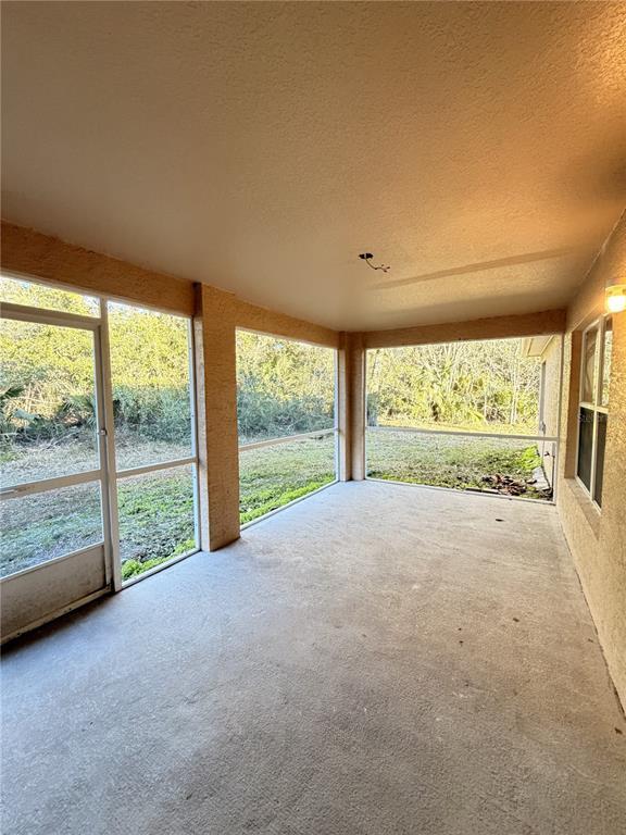 Building Photo - 4 Wheeldon Ln