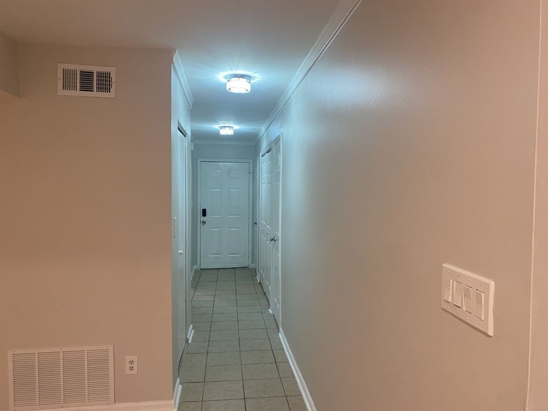 Building Photo - 6368 Baker Ct