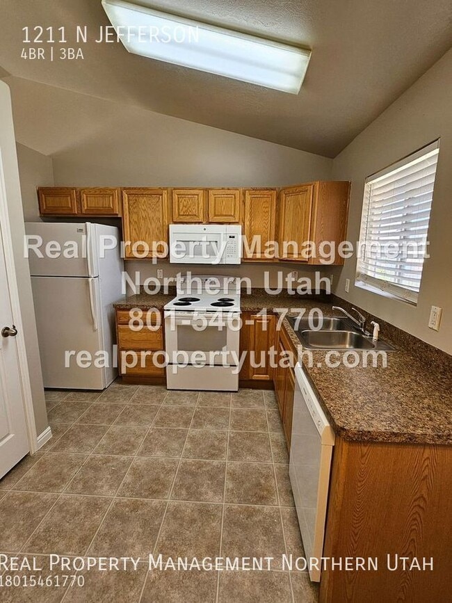 Building Photo - 1211 N JEFFERSON-