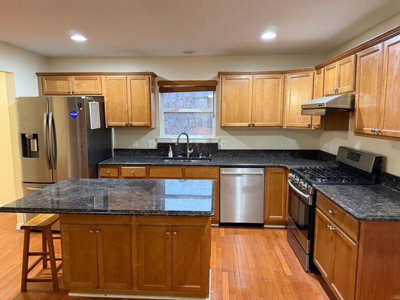 Building Photo - 2082 Enterprise Ave