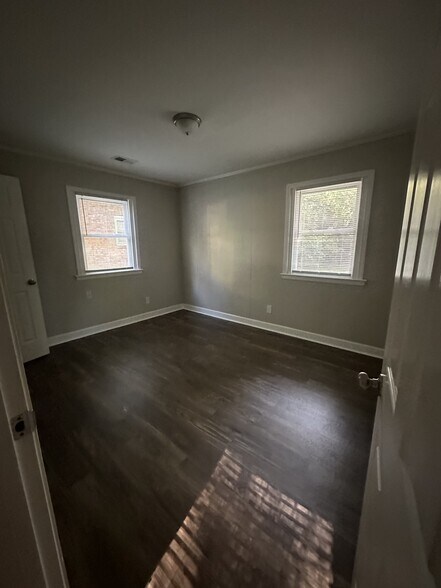 Building Photo - 408 Hobson St
