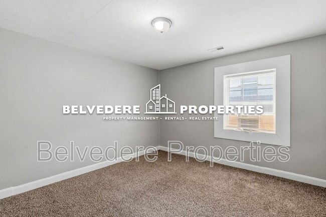 Building Photo - 1730 Brooks Ave